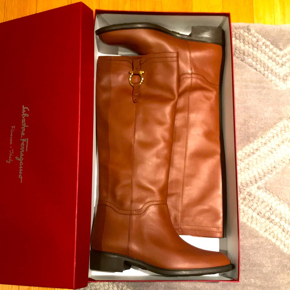 Salvatore Ferragamo Fresea Boots